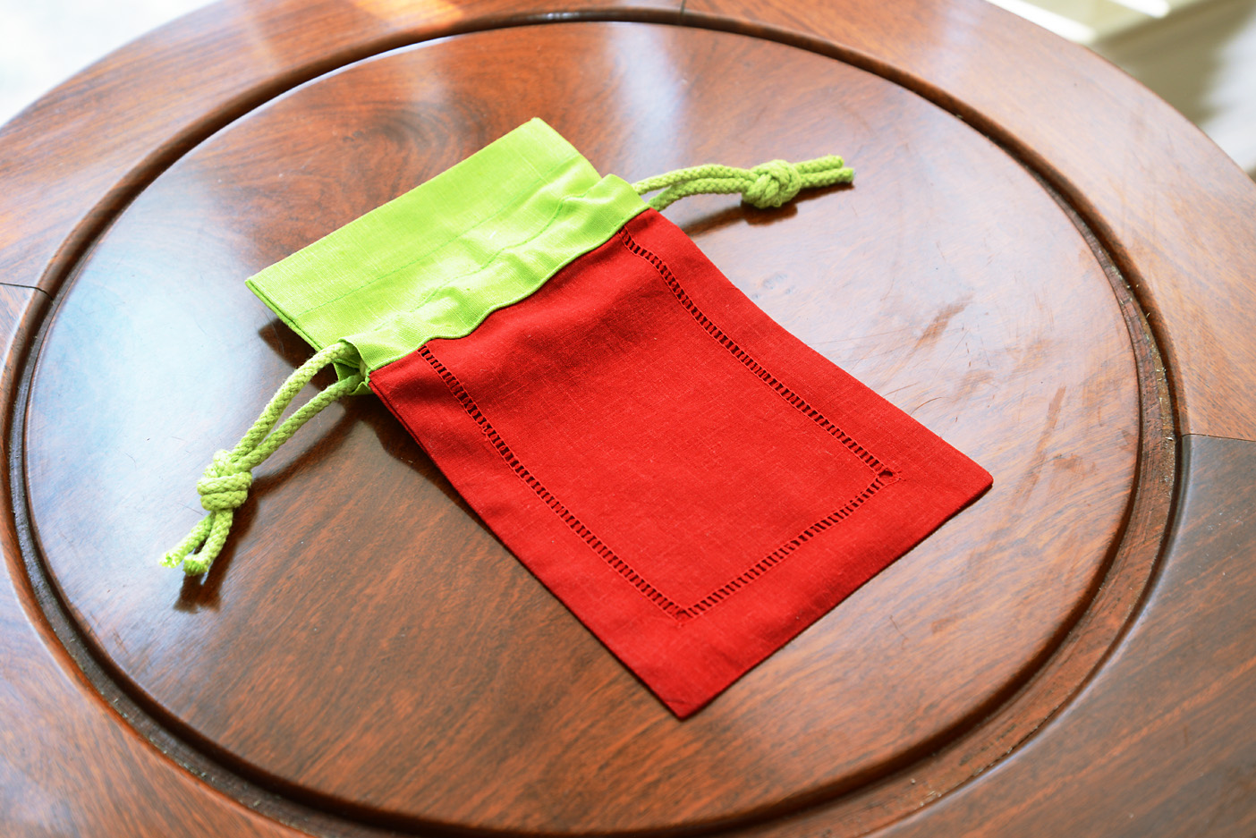Red & Green Sachet Bags